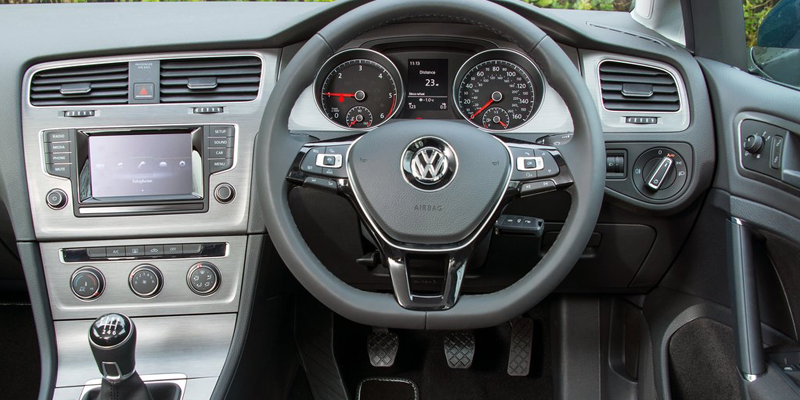 vw golf interior